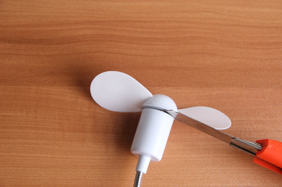 夏日清凉伴侣 USB小风扇，从工厂源头到您手中的品质之选